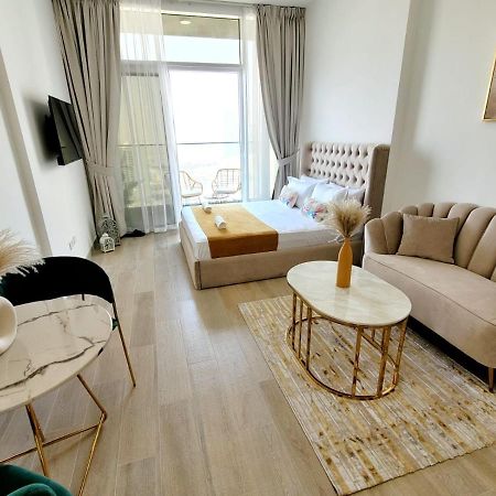 Bloom Height Tower Apartment Dubai Exterior foto